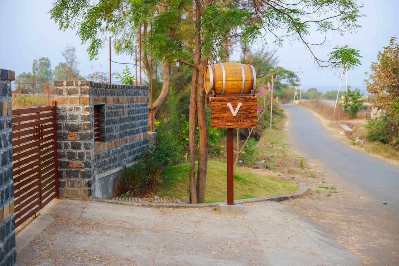 V Resorts Soma Vine Village Mahiravani Exterior photo